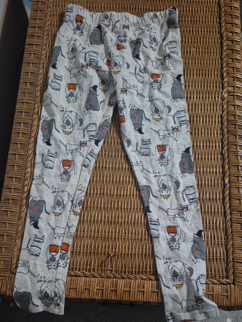 OshKosh B'gosh Gray Cat & Pumpkin Print Leggings